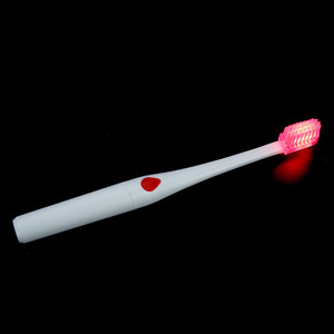 Cepillo de Dientes de Plástico con Terapia de Luz Roja de 625nm para la Inflamación y Recesión de Encías, Aprobado por la CE, con 2 LED - Product Image 6