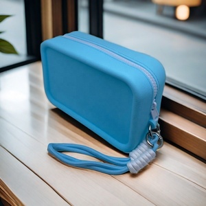 Saco Multifuncional de Grande Capacidade Com Alça Pais e Bebê Viagem Camping e Andando Portátil Saco da Mãe Silicone Cosmetic <span class=keywords><strong>Bag</strong></span> - Product Image 2