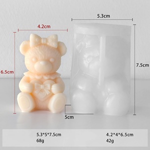 Stampo in Silicone per Candele Aromaterapiche a Forma di Coppia di Orsi, Ornamento Fai-da-Te per Candele Artigianali a Forma di Animali Cartoon - Product Image 1