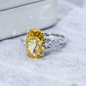 แหวนเพชรเม็ดเดี่ยวสีเหลืองทองคำขาว 18K รุ่น MSR-2012 จาก Messi Jewelry สำหรับผู้หญิง - Product Image 2