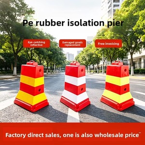 Poteaux de signalisation anti-collision essentiels en matériau PE réfléchissant, haute visibilité pour la sécurité routière nocturne - Product Image 5