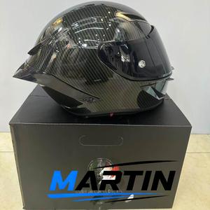 <span class=keywords><strong>Casco</strong></span> de Motocicleta de Fibra de Carbono con Alerón Grande en <span class=keywords><strong>Negro</strong></span> Brillante para Hombres y Mujeres, <span class=keywords><strong>Casco</strong></span> de Seguridad para Todas las Estaciones para Conductores, Compatible con <span class=keywords><strong>AGV</strong></span> Pista - Product Image 4