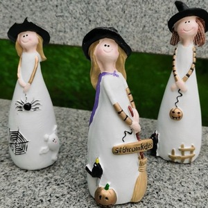Statuette e statue della strega di Halloween decorazioni per la casa in resina streghe carino elfo scultura miniature ornamento da tavolo regalo per le ragazze - Product Image 2