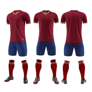 Tenues de sport d'été personnalisées les plus vendues, 100 % polyester, séchage rapide, évacuation de l'humidité, respirantes, anti-bactériennes, shorts unisexes de football - Product Image 2