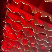 Vente en gros d'usine, décoration de plafond pour mariage, hôtel, voiles de plafond, rideaux en tissu avec bandes LED