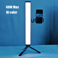 Simock 40W Lampe LED Portable à Télécommande en Aluminium AC/DC, Bicolore et Dimmable pour Vlogging, Créateurs de Contenu, Instagram