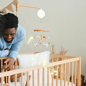 Juguete musical motorizado al por mayor unisex, caja <span class=keywords><strong>de</strong></span> música giratoria <span class=keywords><strong>de</strong></span> volumen ajustable, campana colgante, función <span class=keywords><strong>de</strong></span> corte <span class=keywords><strong>de</strong></span> canción, móviles para bebés - Product Image 2