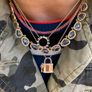 Gemnel Joyería al por Mayor 2025 Collar de Cadena Larga con Colgante de Candado y Llave Minimalista Oro Real - Product Image 2