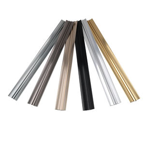 Plinthe en aluminium à installation sans outil avec système de clips-Simplifie le processus de bricolage pour les propriétaires - Product Image 3