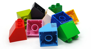 DELO TOYS (11 Warna) Mainan Konstruksi DIY untuk Anak-Anak, Balok Bangunan Plastik ABS 1x2, Balok Acak 1*2 Bevel (JC014) - Product Image 4