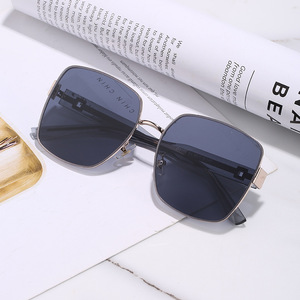 ใหม่แฟชั่นแว่นตากันแดดไนลอนสำหรับผู้หญิงสไตล์เกาหลีกรอบขนาดใหญ่ป้องกันรังสียูวี 400 แว่นตากันแดดสำหรับเดินทางขับรถ C1C3C4C9 - Product Image 5