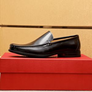 Mocasines de Hombre de Alta Calidad, Adornados con Hebillas Tejidas, Plantillas con Memoria Acolchada, Cuerpo del Calzado Ligero, Ferragamos - Product Image 4