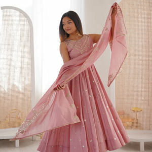Traje Anarkali Rosa Bordado Hasta el Suelo, Vestido Tradicional Indio Pakistaní para Mujer, Atuendo de Boda, Vestido de Seda de Corte Holgado - Product Image 1