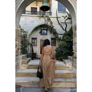 Conjunto de Traje de Chaleco con Botones Beige para Mujer - Product Image 2