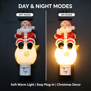 <span class=keywords><strong>Veilleuse</strong></span> LED à brancher 360° avec Père Noël sur <span class=keywords><strong>boule</strong></span> de <span class=keywords><strong>neige</strong></span>, directement de l'usine, OEM ° Lampe de nuit à lumière douce et chaude avec prise rotative, cadeau, vente en gros - Product Image 4