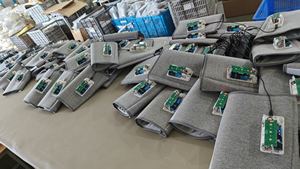 <span class=keywords><strong>Ceinture</strong></span> de massage <span class=keywords><strong>électrique</strong></span> sans fil pour l'entraînement musculaire et le soulagement de la douleur avec certification CE - Product Image 2