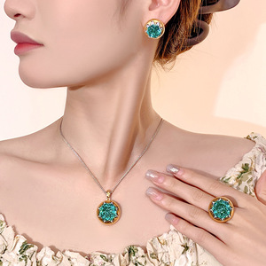 Vintage Eco-friendly Copper Trendy 14K Gold Plated Eight Pointed Star Jewellery 16-12mm Green Cubic Zirconia Women's Ring Set - Product Image 2