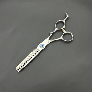 Ciseaux de coiffure professionnels 62 mm en acier inoxydable 440C pour droitiers, ciseaux à effiler pour salon de beauté - Product Image 5