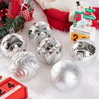 Juego de 16 Adornos Navideños de Alta Calidad, Bolas de 80mm en Plata, Oro y Rojo, Surtidas con Brillantina UV, Decoraciones para Interiores y Exteriores