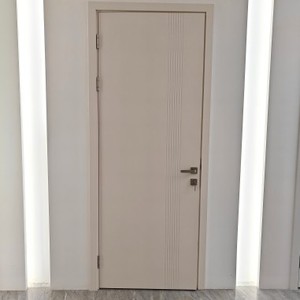 Porte en WPC à aspiration sous vide avec film PVC, surface blister intégrale sans joint avec <span class=keywords><strong>PUR</strong></span>, résistante à l'humidité pour projets scolaires, hospitaliers et résidentiels - Product Image 2