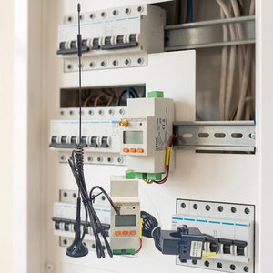 Acrel ADW310-HJ-D16-WF /kt เครื่องวัดพลังงานอัจฉริยะไร้สาย Wi-Fi ตรวจสอบอุณหภูมิและระบบกระจายพลังงานแบบไร้สาย - Product Image 1