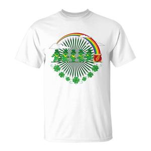 Camiseta Kiss Me I'm Grateful Leprechauns Rainbow para el Día de San Patricio - Product Image 1