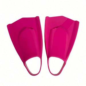 Palmes courtes d'entraînement en silicone de haute qualité à faible MOQ avec couleurs et logo personnalisés pour adultes - Plongée et snorkeling - Product Image 1