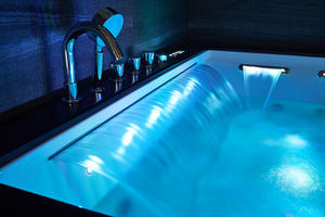 In 2020, the newly designed massage bathtub and waterfall bathtub are popular, convenient, comfortable and multi-functional. - Product Image 4