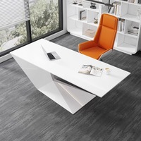 Combinaison moderne de grandes chaises de bureau pour le patron Finition simple et créative en MDF durable