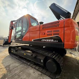 Excavadora Hidráulica Usada Doosan DX225 con Pintura Original en Stock, Envío Global - Product Image 1