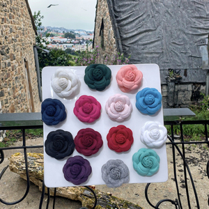 Versão Coreana Retro Estilo Floral Broche Versátil Camélia Tecido Broche para Festa de Casamento Outras Ocasiões-Chapeamento Atacado - Product Image 2