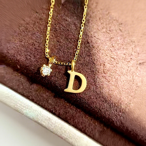 Collier <span class=keywords><strong>pendentif</strong></span> en <span class=keywords><strong>or</strong></span> véritable 18 carats <span class=keywords><strong>et</strong></span> <span class=keywords><strong>diamant</strong></span> naturel, style simple <span class=keywords><strong>et</strong></span> luxueux, lettre <span class=keywords><strong>initiale</strong></span> A-Z, pour femmes, vente en gros - Product Image 1