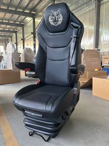 Repose-pieds pour camionnette légère avec airbag intégré pour un confort et une sécurité améliorés - Product Image 6
