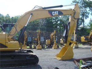 Excavatrice d'occasion Cat 320DL de marque japonaise, excavatrice Caterpillar 320D sur chenilles, CAT320 d'occasion à vendre - Product Image 2