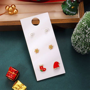 Festivo lindo aleación chapada en oro Navidad Stud pendientes copo <span class=keywords><strong>de</strong></span> nieve media Santa sombrero <span class=keywords><strong>perla</strong></span> diario Casual pendientes para mujeres jóvenes - Product Image 1