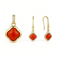 Ensemble de boucles d'oreilles pendantes trèfle à quatre feuilles en agate rouge YILUN, argent sterling 925 plaqué or, bijoux porte-bonheur pour femmes, vente en gros OEM ODM