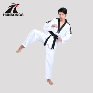 Compra Directa China al por Mayor <span class=keywords><strong>Dobok</strong></span> de <span class=keywords><strong>Taekwondo</strong></span> <span class=keywords><strong>Mooto</strong></span> para Artes Marciales con Diseño de Logo - Product Image 4