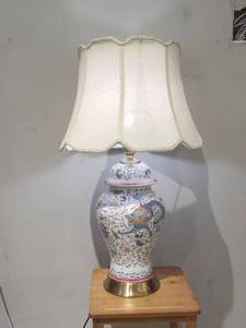 Large cream color ceramic ginger jar body <strong>lamp</strong> <strong>UK</strong> market like <strong>table</strong> <strong>lamp</strong> with pleated <strong>shade</strong> - Product Image 3