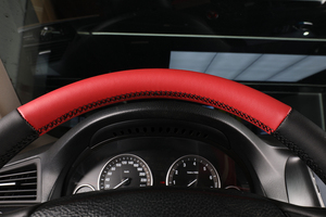 Housse de volant de voiture en cuir à 3 branches, ajustement personnalisé, <span class=keywords><strong>intérieur</strong></span> en cuir amélioré pour véhicules - Product Image 5