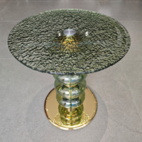 Table basse en verre trempé avec base cylindrique en marbre blanc