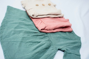 Abito Personalizzato in Puro Cotone Morbido Tinta Unita per Bambina con Mezze Maniche - Product Image 3