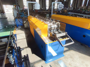 خط إنتاج عالي الدقة لقنوات الـ C وU الفولاذية، ماكينة تشكيل لفائف الكيل خفيفة الوزن لبلاط الأسقف والجدران - Product Image 2