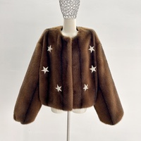 Veste en fourrure synthétique tendance pour femmes, marron, avec fermeture éclair latérale et poches, pour un ensemble chic d'hiver