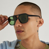 Lunettes de soleil rétro haut de gamme à monture large avec charnière métallique, haute valeur esthétique, résistantes aux UV400, idéales pour la photographie