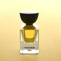 Flacon de parfum carré en verre de luxe 30ml 50ml avec base épaisse et capuchon à clipser, design personnalisable avec dessus en bois