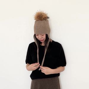 Bonnet d'hiver en <span class=keywords><strong>cachemire</strong></span> pour femmes Bonnet en <span class=keywords><strong>cachemire</strong></span> pour dames Bonnet en <span class=keywords><strong>cachemire</strong></span> chaud avec pompon en fourrure de renard - Product Image 3