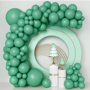 ขายส่งจากโรงงาน อุปกรณ์ตกแต่งงานวันเกิดธีมสีเขียวมะรุม ลูกโป่งลาเท็กซ์สีเขียวมอรันดี ชุดลูกโป่งประดับซุ้มโค้ง - Product Image 1
