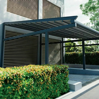 Auvent autoportant moderne motorisé avec cadre en aluminium, toit rétractable en PVC, éclairage LED, télécommande, protection UV et contre la pluie