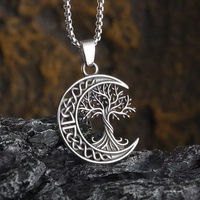 Collier Pendentif Arbre de Vie Celtique Viking Style Rétro Design Creux Chaîne en Acier Inoxydable Décoration de Cou Tendance Cadeau