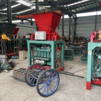 Machine automatique 4-35C pour la fabrication de blocs de béton et de briques creuses en ciment à partir de cendres volantes et de poussière de carrière au Kenya